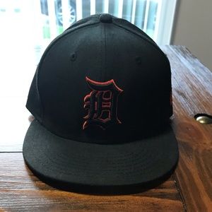 Men’s Pre-owned Detroit Ball Cap! 💥